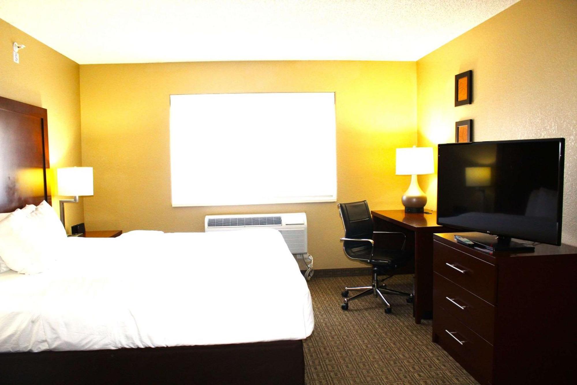Comfort Suites Lakewood - Denver Exterior foto